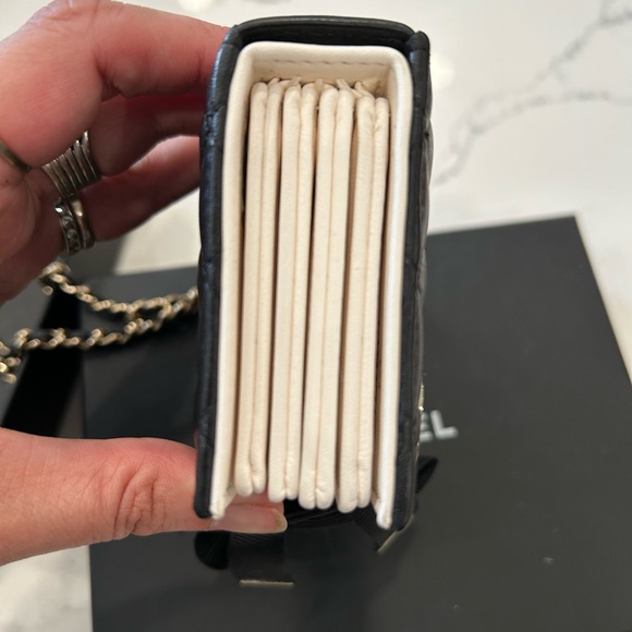 SOLD-Chanel 22B book card holder on chain - Picture 6 of 15